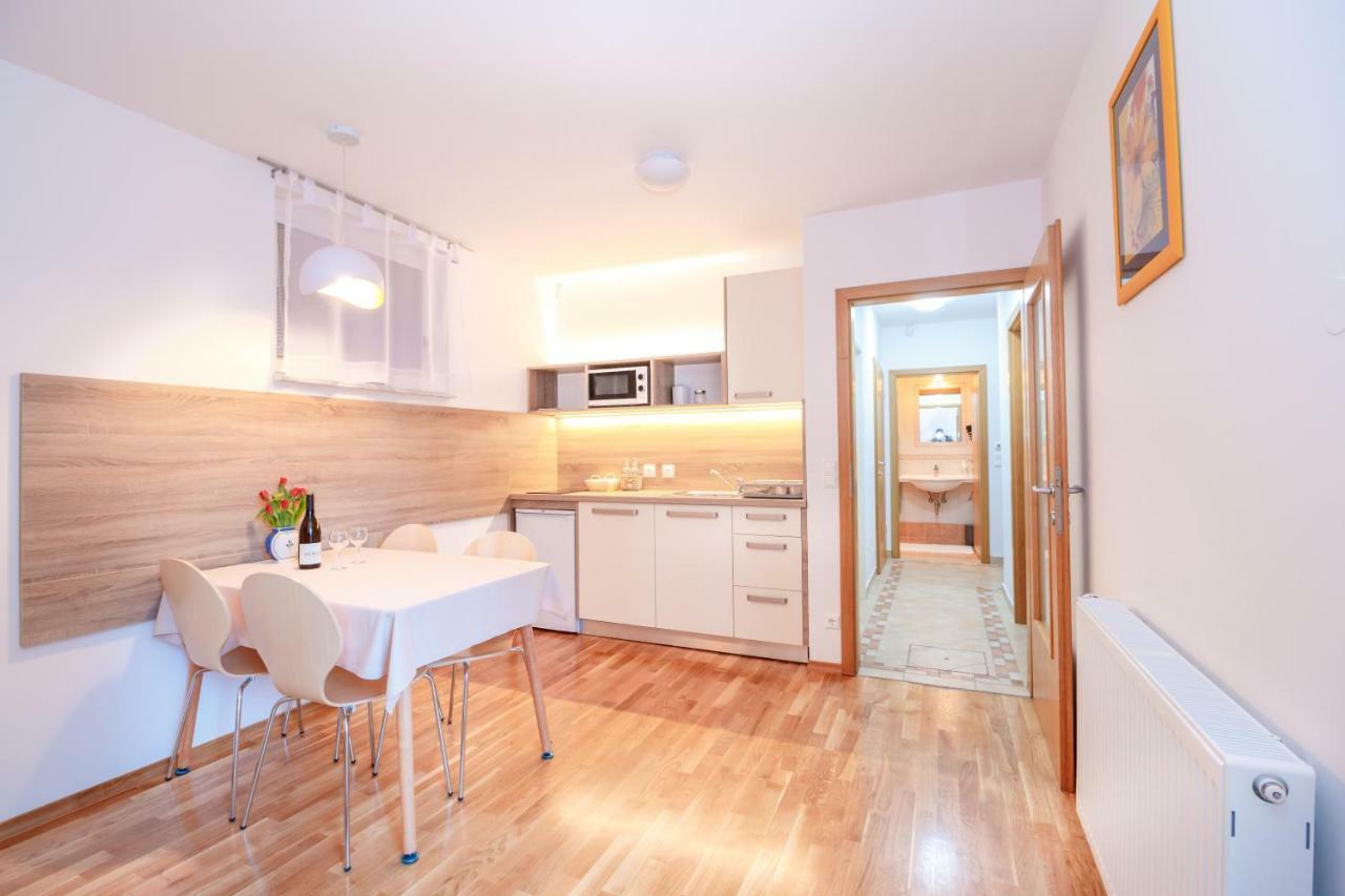 Alp Apartma Radovljica Exteriör bild