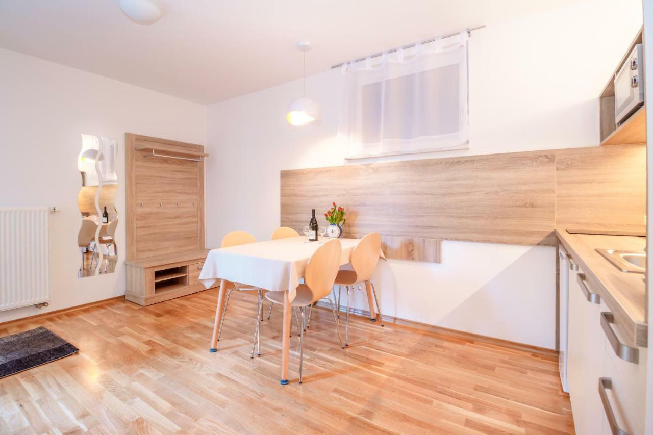Alp Apartma Radovljica Exteriör bild